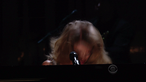 Taylor Swift Hair Whip at the Grammys